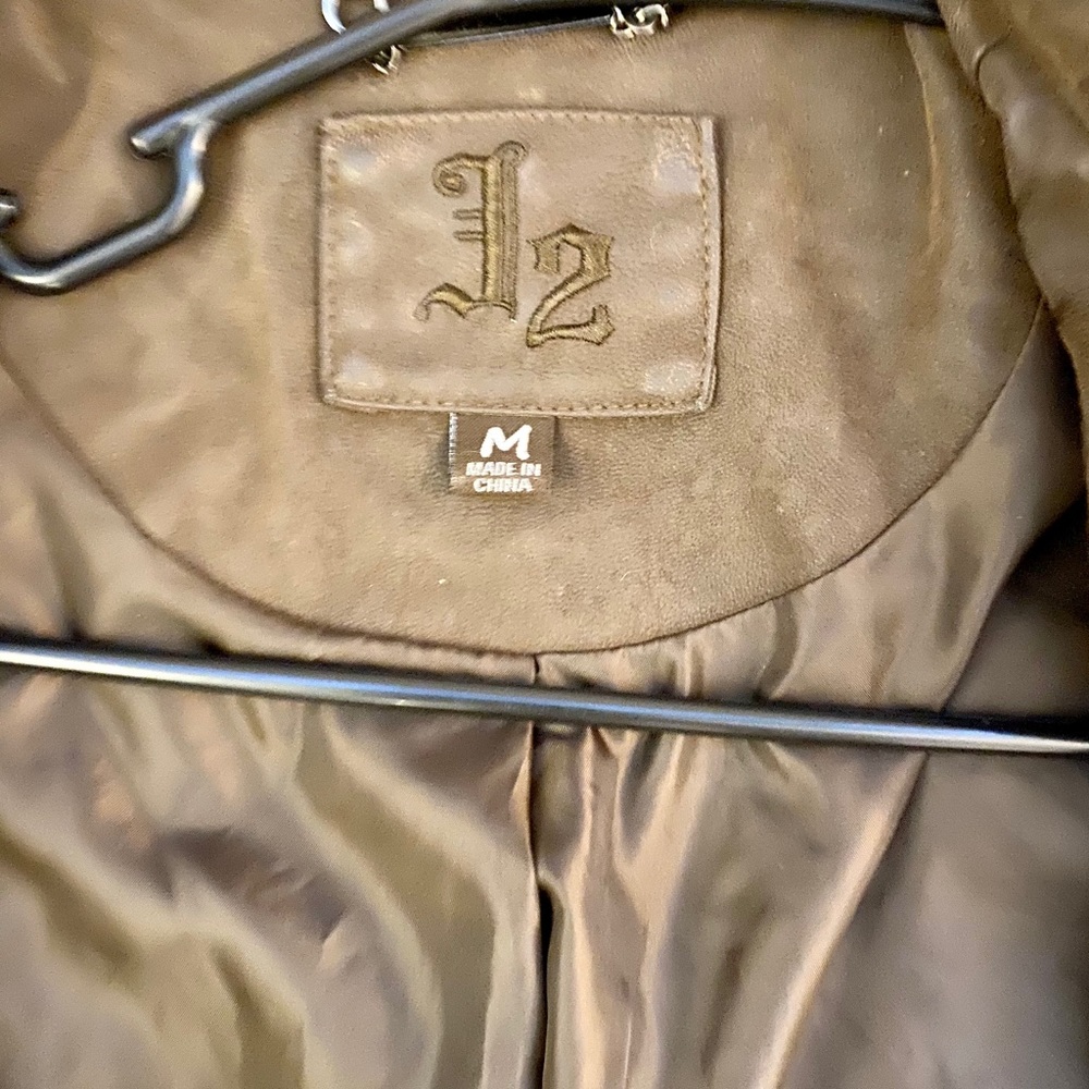 Leather jacket - Picture 4 of 5